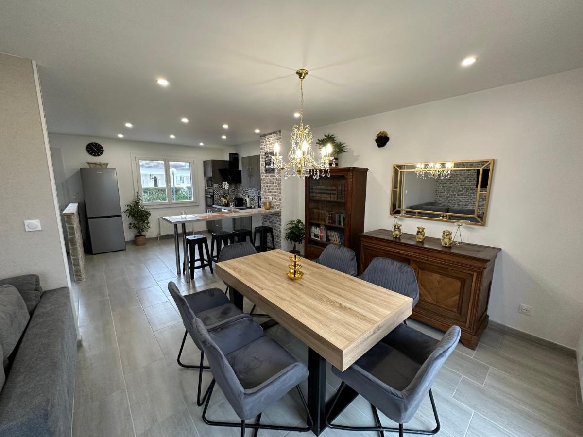 Agreable Maison Avec Jardin A Joinville Exteriér fotografie